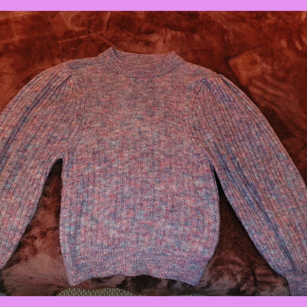 cozy knit sweater ~ size s